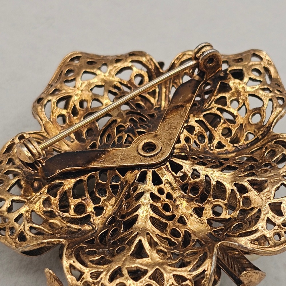Vintage Floral Rhinestone Cluster Brooch Gold Tone Faux Pearl & AB Steampunk Pin - Picture 7 of 10